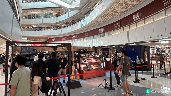 由即日起到10月31日，Harry Potter popup...