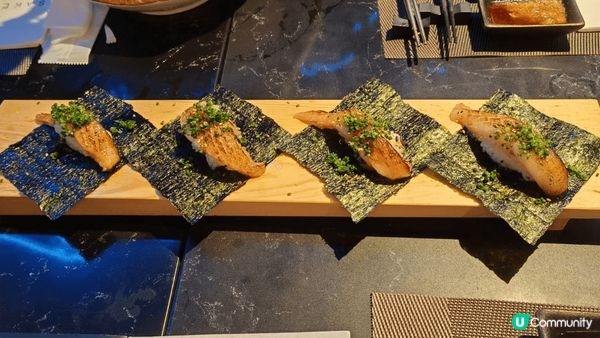 今次同朋友發現一間日本料理餐廳，刺身非常新鮮，擺盤精緻。估唔...