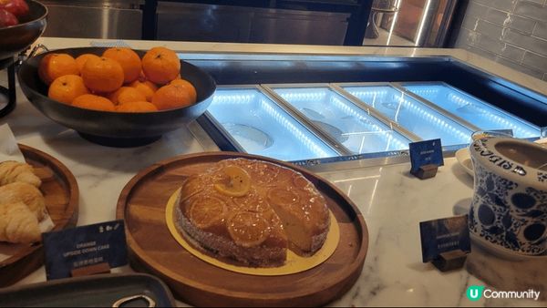 麗晶酒店甜品冇得輸 ，真的好看又好味 ，值得一試 再試。