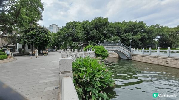 因為常陪朋友返國內旅行,喜歡看山水庭園景色,一支強力蚊怕水是...