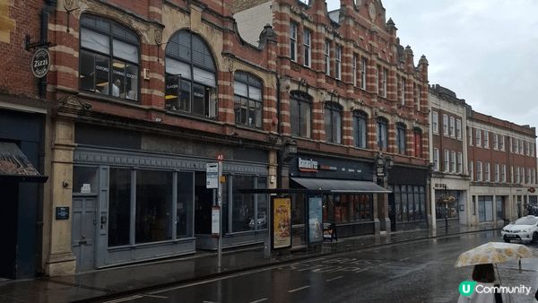 英國牛津好易去，由倫敦坐火車1小時到，好密班次，行完牛津約要...