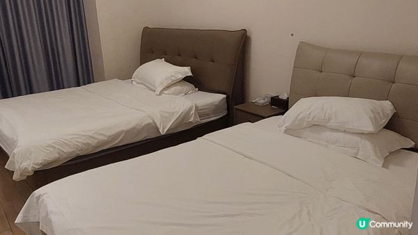 自駕港車北上到珠海很快捷，帶小朋友最合適，住在大型商場附近的...
