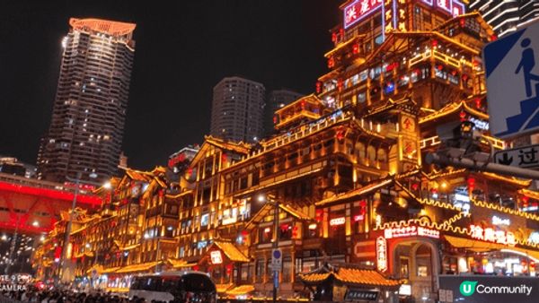 張家界不愧為世遺，無論晴天及雨天，不同天氣有不同靚景；洪崖洞...