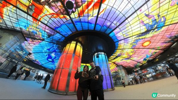 第一張是台南美麗島地鐵站，熱門的打卡點，配上insta360...