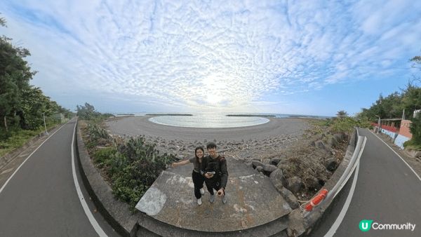 第一張是台南美麗島地鐵站，熱門的打卡點，配上insta360...