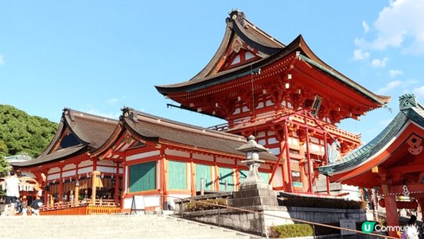 伏見稻荷大社是日本各地稻荷神社的總本宮，已有1300多年的歷...