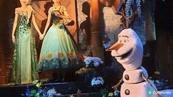 香港迪士尼樂園，真係一個去幾多次都會有新發現嘅地方。今次就比...