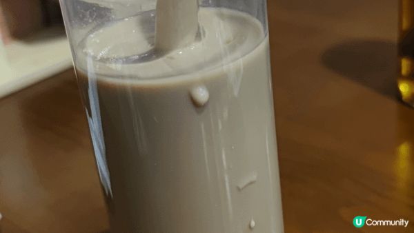 滷肉乾拌麵加花雕醉雞腿卷，三七肥瘦台灣腸，凍低糖仙草奶茶。全...