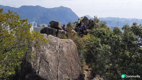 【慈雲山至畢架山花園行山篇】天梯石、獅尾脊、獅子山，筆架山觀景台