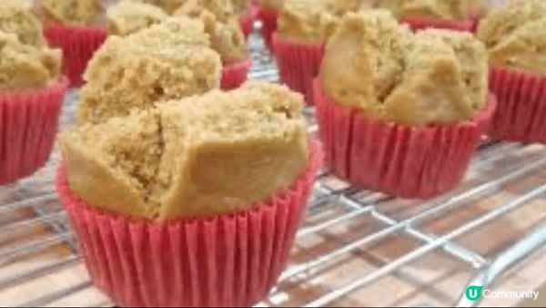 發粿是一種傳統的華人甜點，常見於農曆新年期間。 「發粿」的諧...