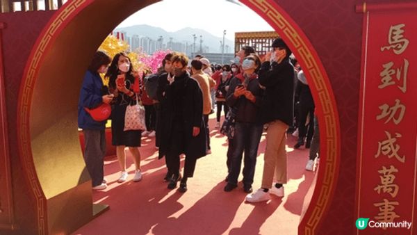 新年梗係要行大運啦！我建議朋友仔，上午一早先去車公廟，來一轉...