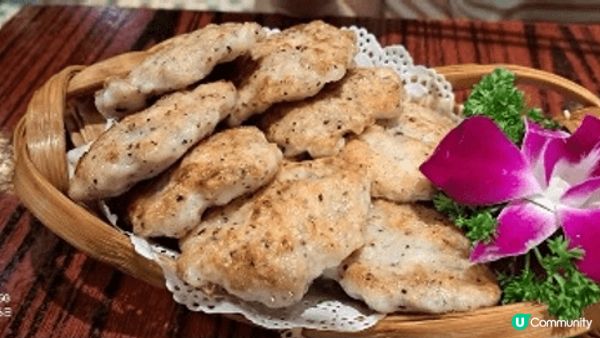這樣的中式大牌檔小菜的確是好有色香味及鑊氣，您見要等位便知一...