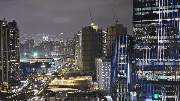 大家唔知有冇留意到喺airside 雙子塔 sogo樓上好多...