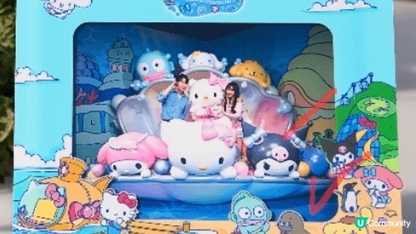 「在海洋公園的蔚藍世界裡，遇見了最溫暖的 Sanrio ch...
