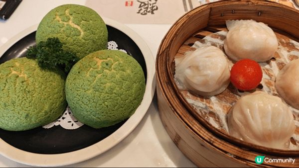 店內的招牌必點菜色「蝦餃皇」絕對是一大亮點，不僅味道極佳，價...