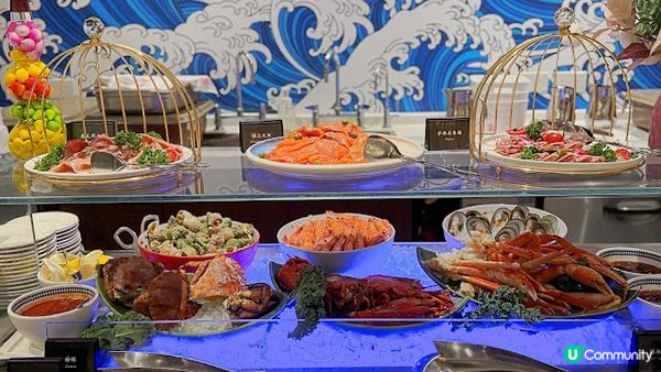 六國酒店。華麗薈萃。原來好多美食!