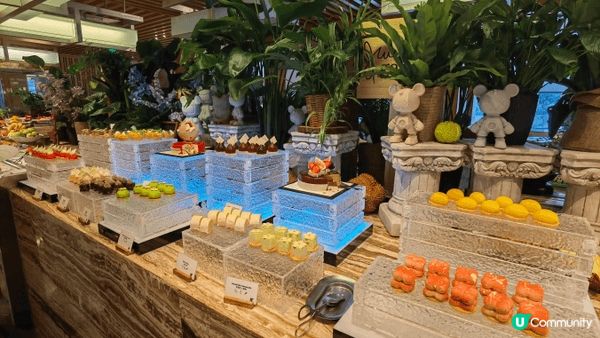 金茂深圳JW萬豪酒店自助午餐，食物質素ok、品種比較多：凍海...