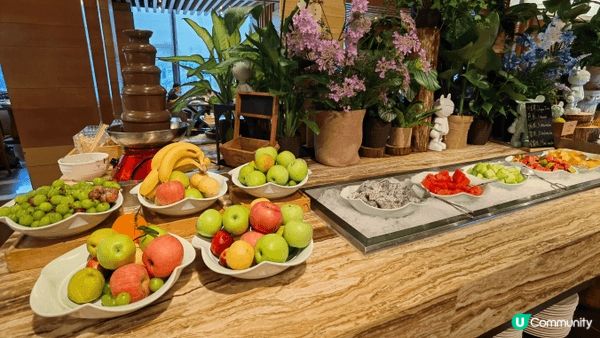 金茂深圳JW萬豪酒店自助午餐，食物質素ok、品種比較多：凍海...