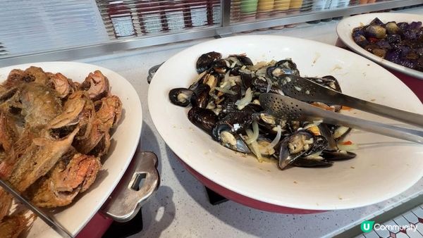 台灣平價吃到飽！我家牛排板橋遠科店老實說：排餐很普通真的不用點！直接單點 390 元自助吧，專心吃水果盤才划算！