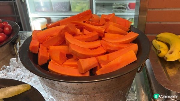 台灣平價吃到飽！我家牛排板橋遠科店老實說：排餐很普通真的不用點！直接單點 390 元自助吧，專心吃水果盤才划算！