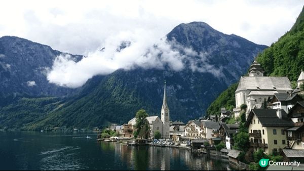 哈爾施塔特（Hallstatt）是奧地利的一個美麗小鎮，坐落...