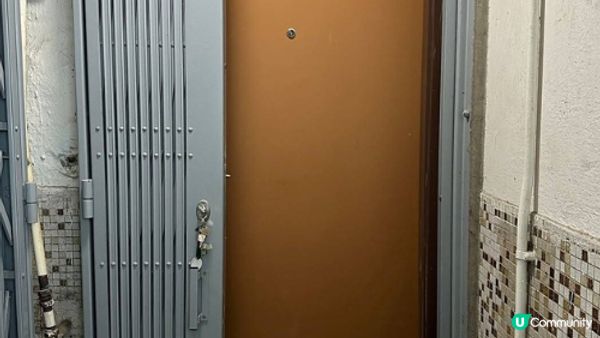 【裝修佬文章轉載】公屋鐵閘大門左右倒轉裝!? 住戶開到手抽筋 房署：無裝錯!