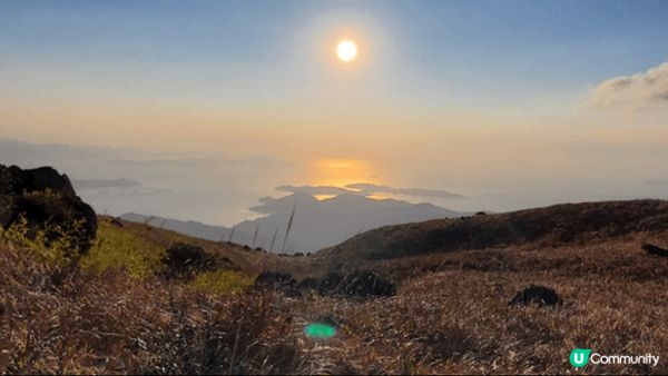 呢到係香港鳳凰山❤️❤️日出時候既相，個一晚好涷，山上得13...