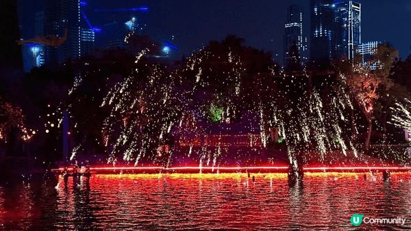 深圳華僑城錦繡中華文化村係一個大型文化主題公園，集歷史、民俗...