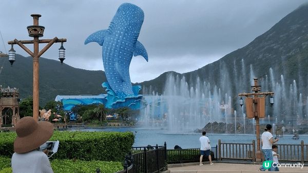 珠海長隆海洋王國真係好好玩，入面有好多海洋生物， 有鯨鯊， ...