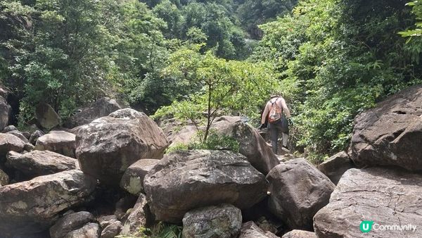 夏季石澗玩水系列💦【東涌黃龍石澗💦黃龍瀑💦】