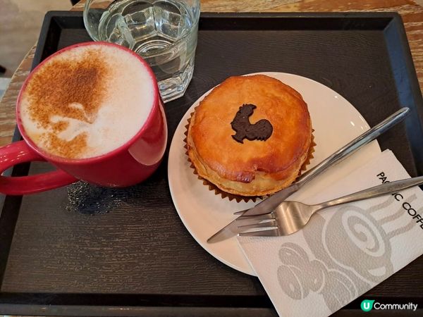 美味的意式咖啡，雖然沒有美麗的拉花，但奶和特濃咖啡比例完美配...