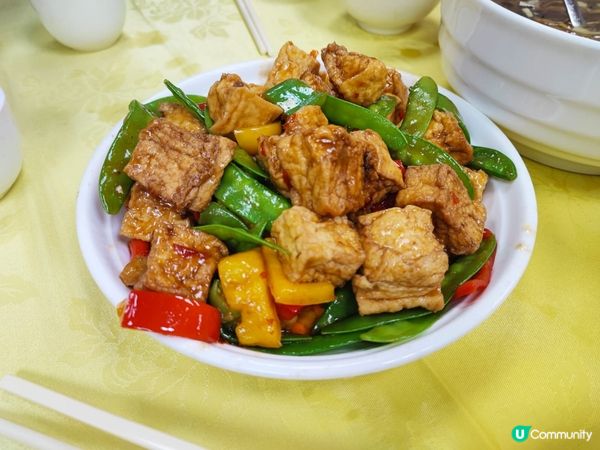 大嶼山寶蓮禪寺齋堂