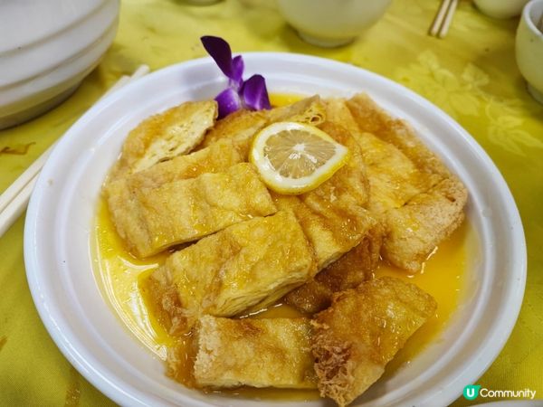 大嶼山寶蓮禪寺齋堂