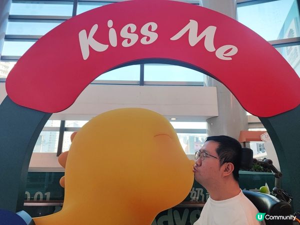 大受歡迎嘅肥萌「奶龍」殺到香港樂富廣場