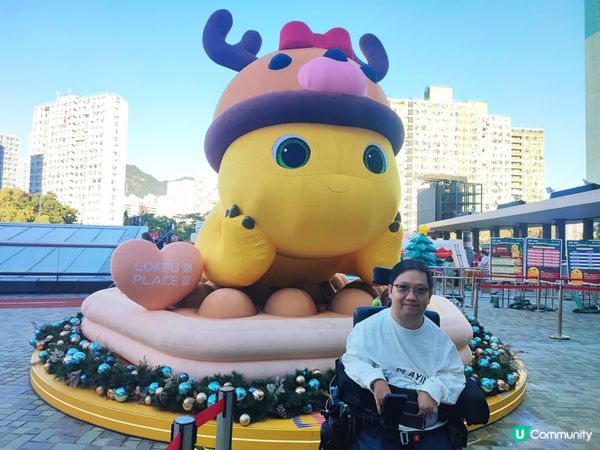 大受歡迎嘅肥萌「奶龍」殺到香港樂富廣場