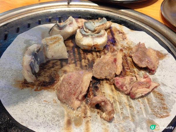 盛金萊：即劏活鰻魚炭燒任食