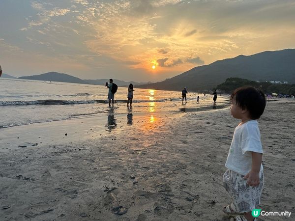 我們最近到訪過的夏日打卡點包括龍尾泳灘, 西貢及下長沙泳灘。...