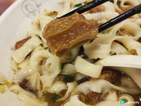 紅磡一間無味精又煙韌又滑嘅刀削麵店！