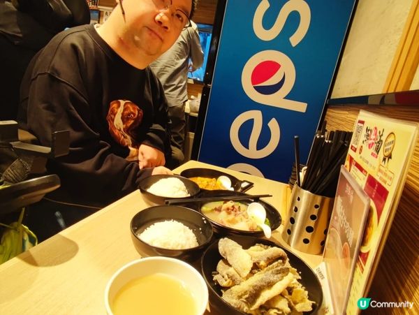 灣仔潮牛腩最正係牛骨湯