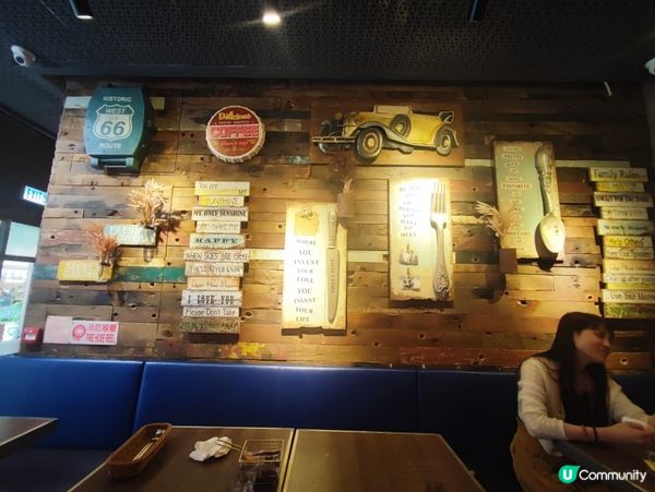 淘大商場SuperNormal本月做緊德國鹹豬手優惠！