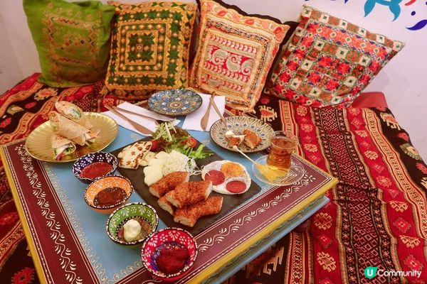 今次探訪在香港罕有的土耳其風情餐廳，店內色彩鮮艷，整間店鋪都...