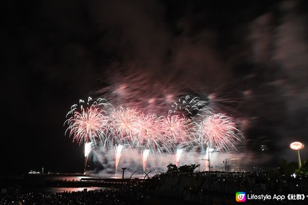 伊豆熱海湾煙火表演