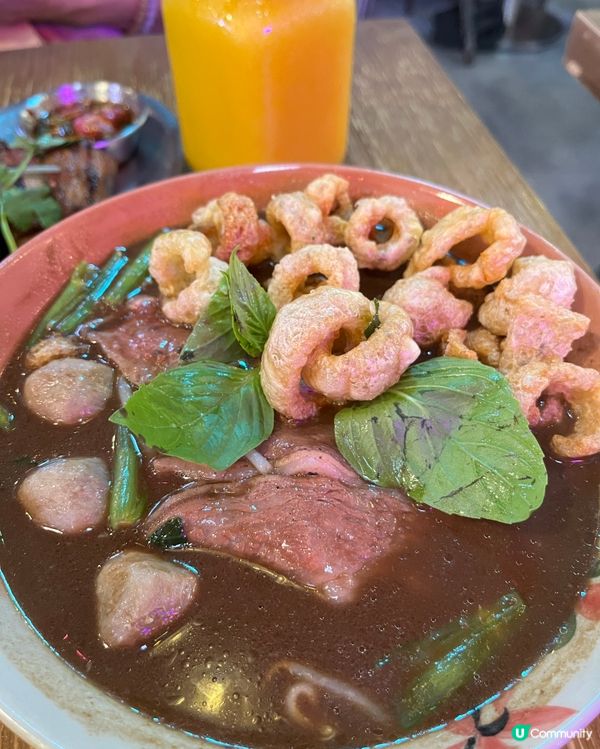 泰國街頭風🇹🇭！必試泰北咖喱雞金麵😋