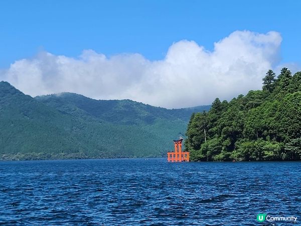 早起的人兒唔使排隊有鳥居影