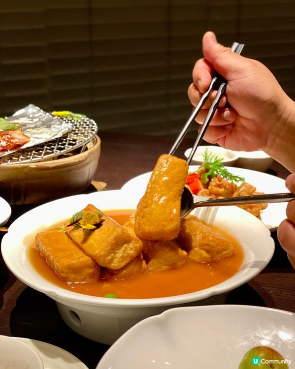 ✨深圳🇨🇳-⚠️💬超脆炭燒脆皮乳豬⁉️💢竟它才是主角⁉️📍南鄉