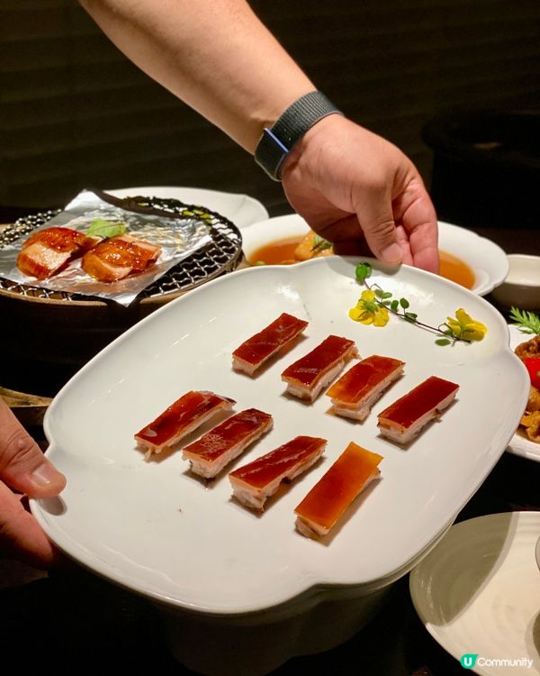 ✨深圳🇨🇳-⚠️💬超脆炭燒脆皮乳豬⁉️💢竟它才是主角⁉️📍南鄉