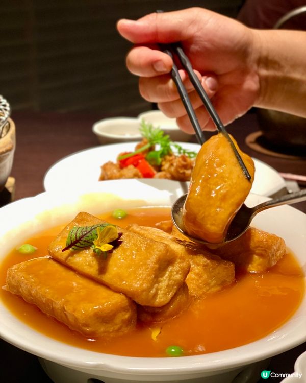 ✨深圳🇨🇳-⚠️💬超脆炭燒脆皮乳豬⁉️💢竟它才是主角⁉️📍南鄉