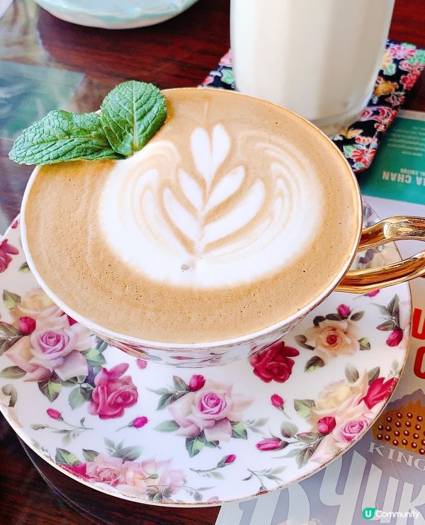 淡淡薄荷味，唔會太搶，而咖咖同牛奶比例適中，好味呀🥰仲有拉花...