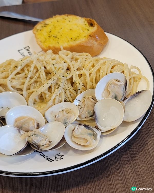 ## 荃灣蘇菲熊茶屋 🐻☕  繼續撐小店系列！😋