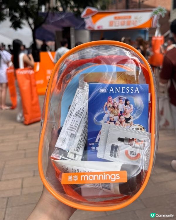 週末中環行街曬到溶？🥵 大館撞見小美！萬寧夏日能量站勁正！